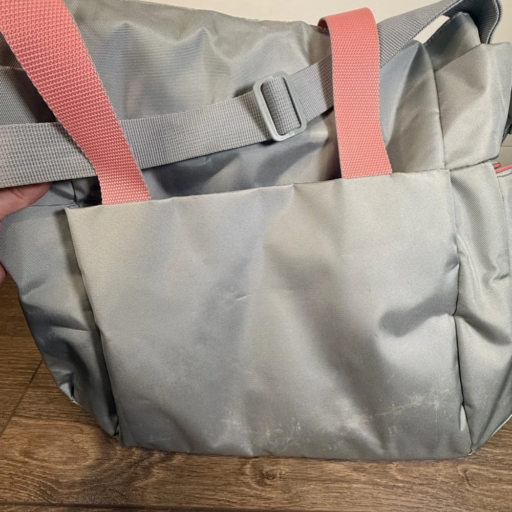 Skip Hop Fit All-Access Diaper Bag, Platinum, Messenger/Tote Bag, Versatile